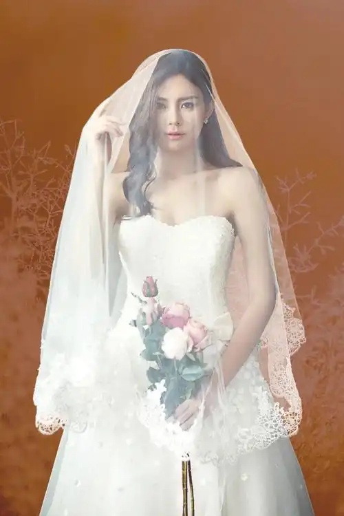 comps的半透抠图功能只能通过通道实现,婚纱抠图其实就是通道抠半透