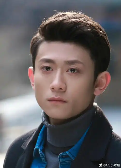 每一次看剧都有不一样的感觉,好喜欢@张一山诠释的秋水,他仿佛就是