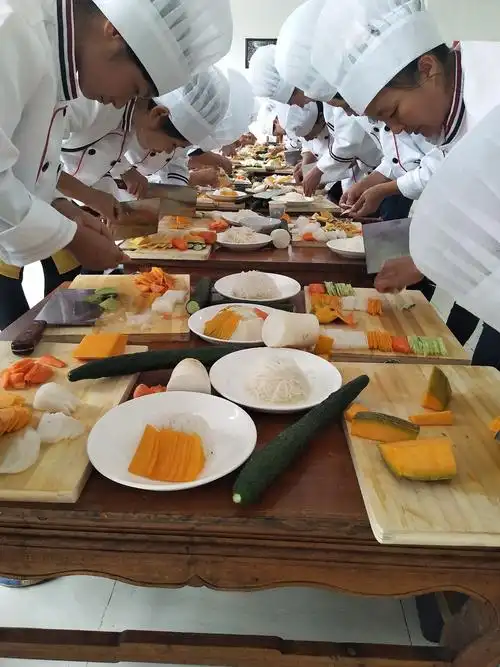 系列培训助就业,精湛技艺利脱贫——永平县"乡村厨师"系列培训杉阳一