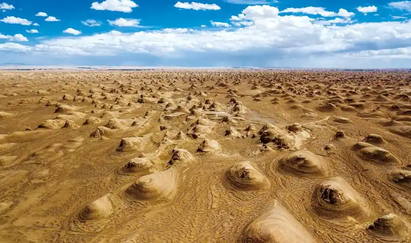漫谈青海 第三期 柴达木盆地,从盐湖到火星地貌