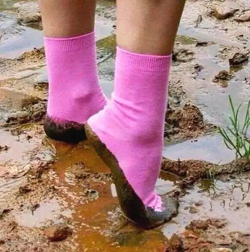 3,为啥要作死的穿袜子下田?