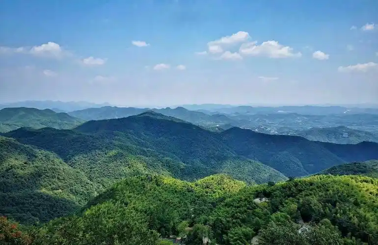 【携程攻略】莫干山莫干山景区景点,莫干山是中国四大避暑胜地之一