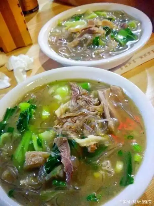 宁波大街小巷最多的本土面食——奉化牛肉干面