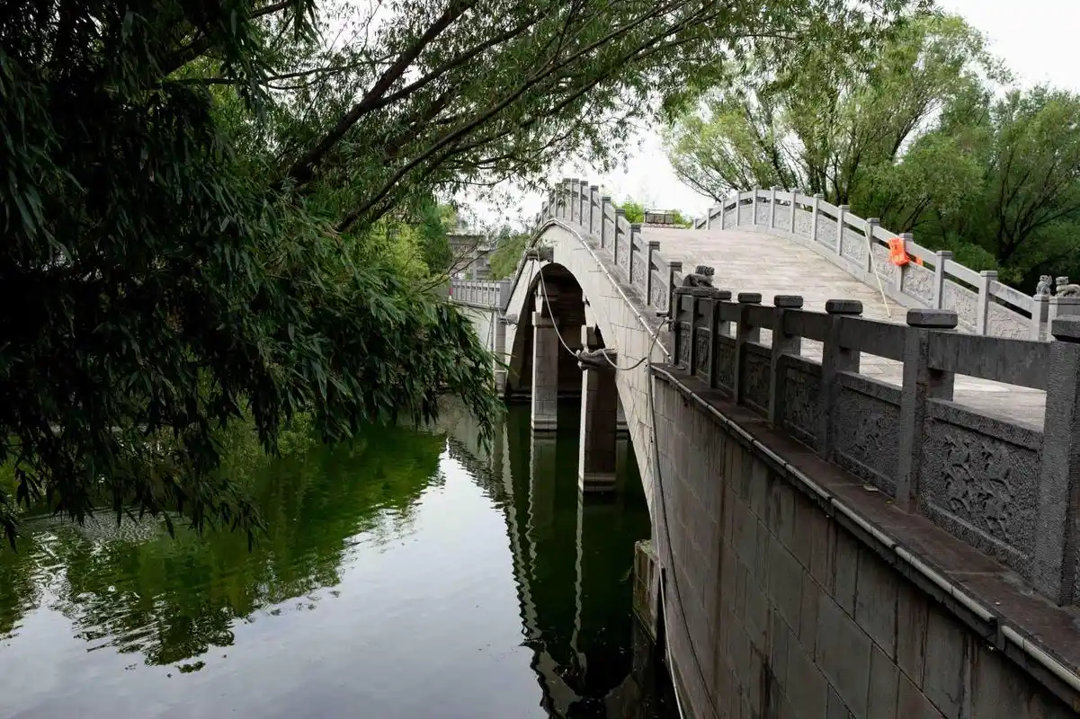 游许昌灞陵桥,观全国唯一忠奸同殿关帝庙,三国气息犹在眼前