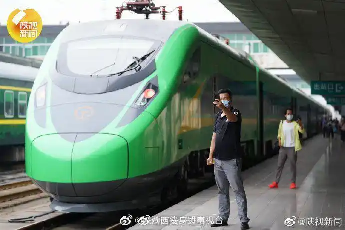 西安至榆林复兴号动车今日开行