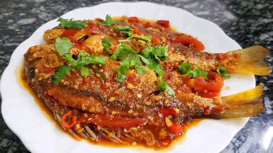 红烧鱼的来历 红烧鱼的来历故事