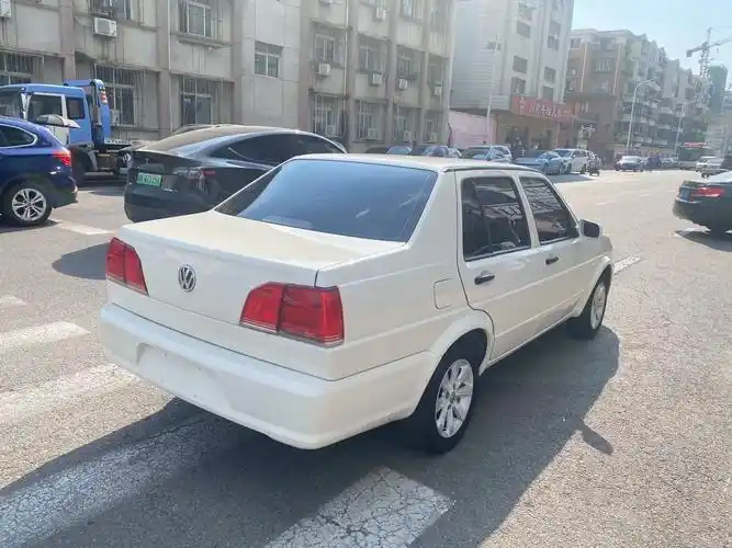 白捷达黑普桑 下一句是什么 评论区见#练手代步车 #二手车搬 - 抖音