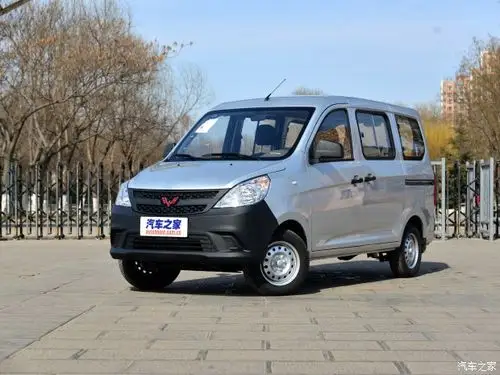 五菱之光车损险多少钱 五菱之光新车保险价格