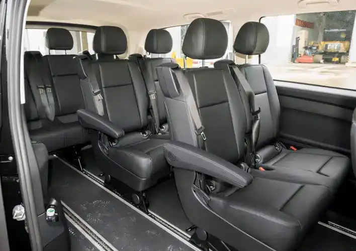 9座设计超大空间,价格十万以内赚钱回本块,五菱征程