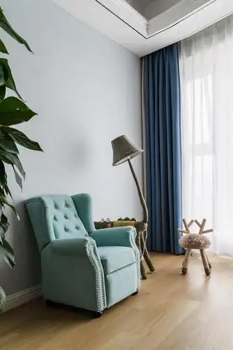 大户型简约风格家卧室一角