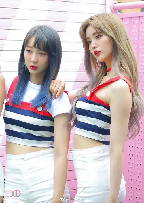 exid up&down封面照拍摄现场!