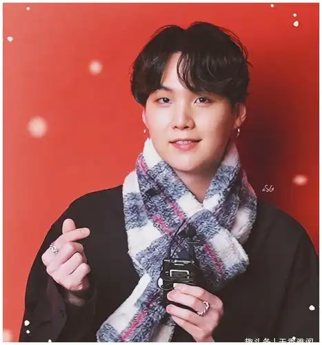 bts的suga已缺席2个月,army知道,suga何时归队?