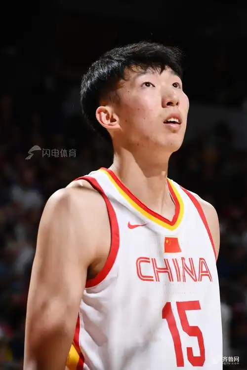 nba夏季联赛中国队首战告负 小丁伤退