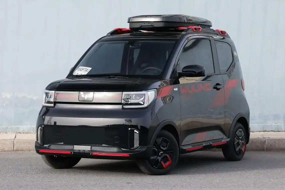 五菱宏光mini汽油版价格(人民的代步车原厂即改装)