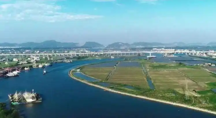 p>金清镇,隶属于浙江省台州市路桥区,地处 a target="_blank" href="