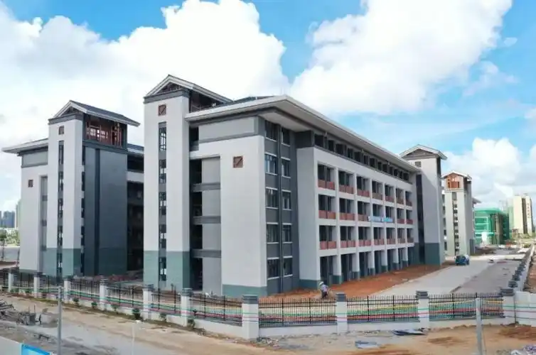 岭南书院式校园!高清航拍在建的城南中学