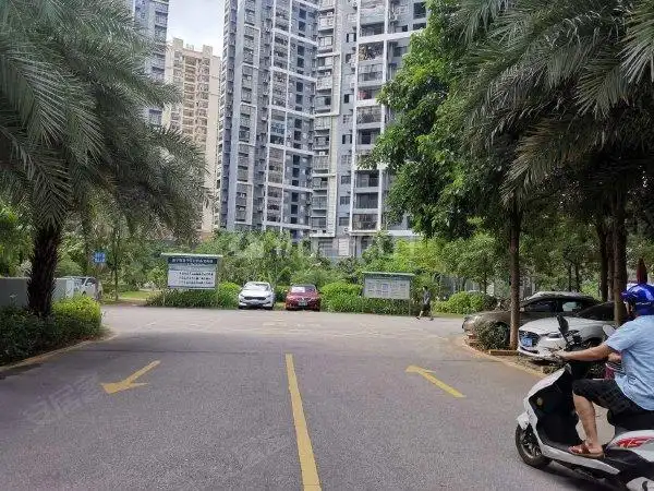 南宁邕宁蒲庙镇滨江阳光水岸五象东江景房,三房二厅精装,拎包入住出租