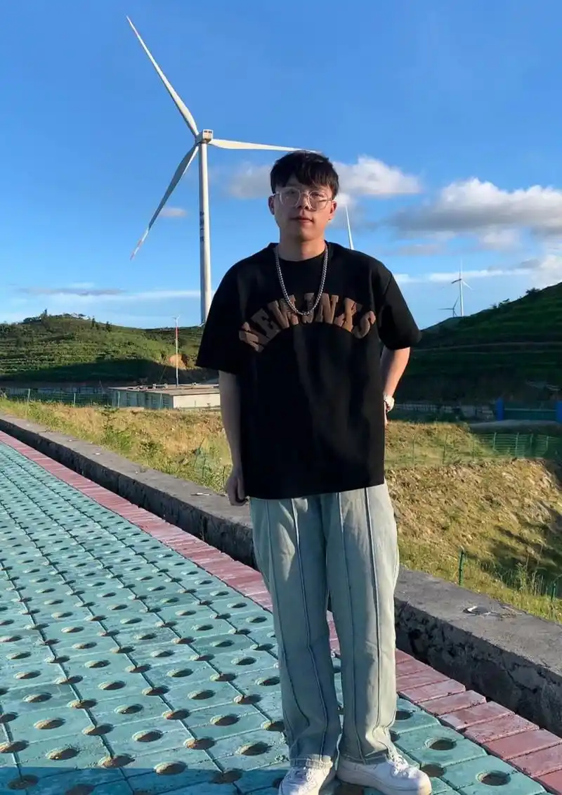 ootd|175cm150斤微胖男生夏季显瘦穿搭 哈哈哈哈哈哈 因为之前有宝子