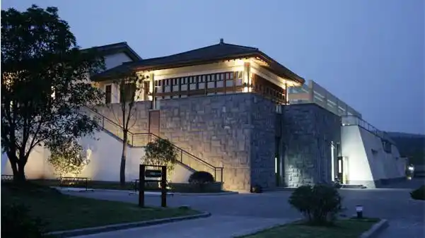 高尔夫会所设计图片欣赏----[四合茗苑](图文)