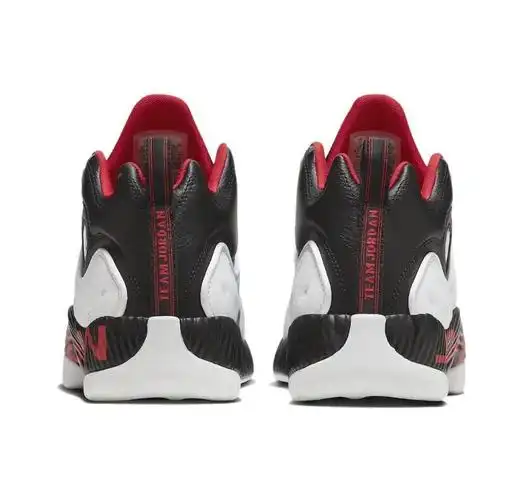 乔丹飞人队2芝加哥 高帮复古篮球鞋 黑白红