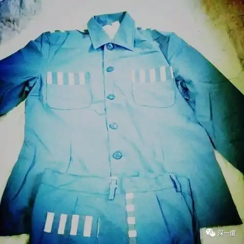 "收藏"100件囚衣的女人 | 深度人物