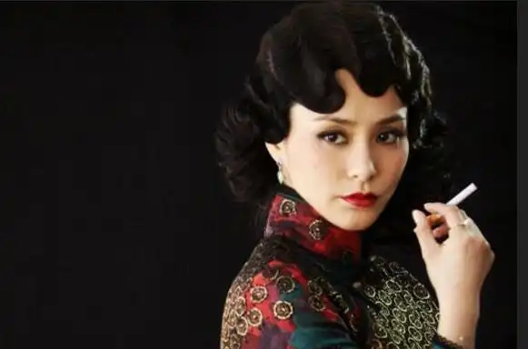 民国烫发怎么弄 五款民国烫发告诉你答案