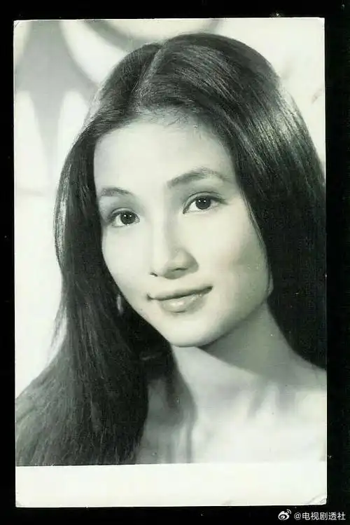 年轻时候的郑佩佩##郑佩佩年轻时旧照