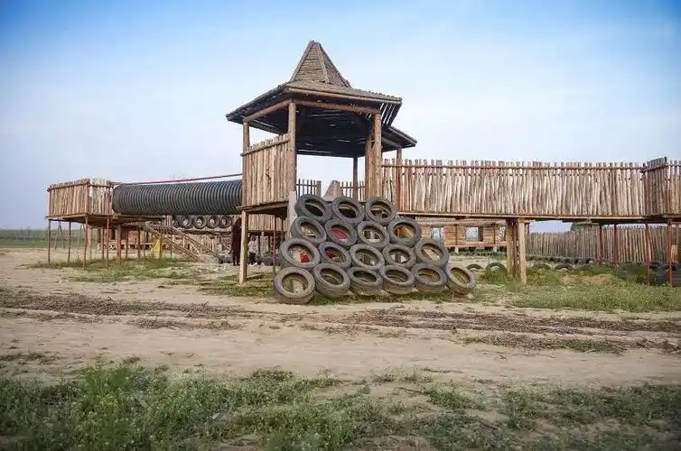 汇爱国际教育集团与昌建可润农庄签约合作圆满成功!