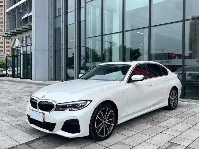 21款21年宝马320li  年轻人绕不过的一台车 #宝马 - 抖音