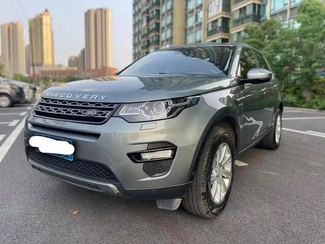 19年上牌路虎发现神行240ps se版,小跑8万公里,一手私家车,内外成色