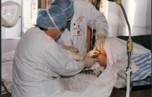 很多患者对于治疗肛裂的传统手术效果非常的不满意,事实上,现在制疗