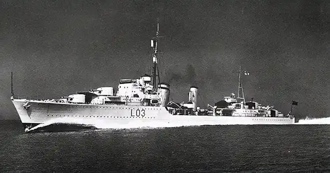 哥萨克人号驱逐舰05/27/41. 船员依旧焦躁不安同日06:30.