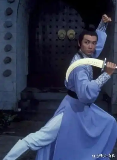 74岁刘松仁哭到脸通红情绪失控!登台致谢口齿不清,旁