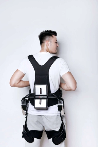 核心零部件自研英汉思打造高性价比的外骨骼机器人