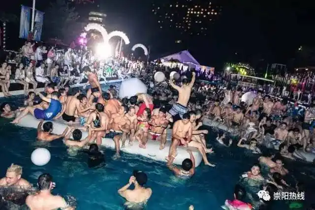 近百名比基尼美女超火辣泳池派对倒计时7天等你湿身