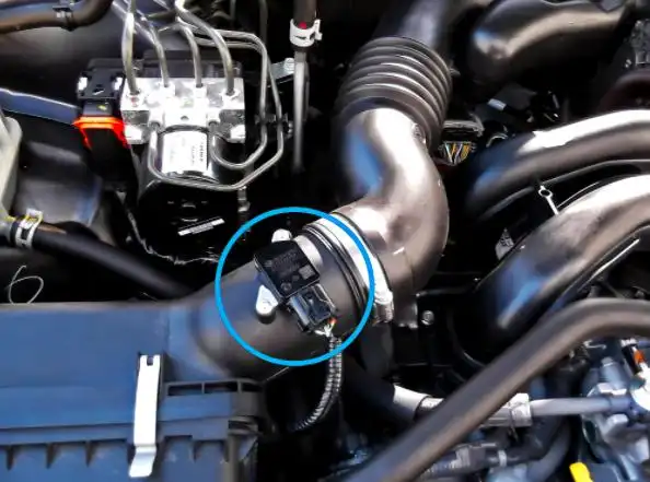 喷油嘴的工作状态直接影响着发动机的工作性能,如果喷油嘴的雾化效果