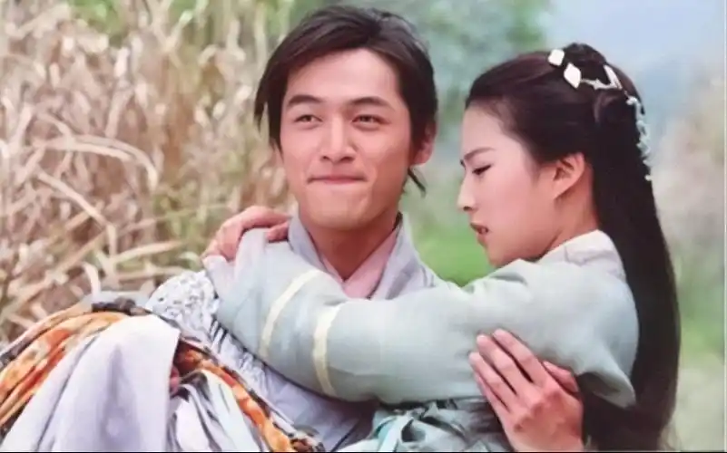 胡歌x刘亦菲歌菲仙剑花絮照以及颁奖典礼快速回顾