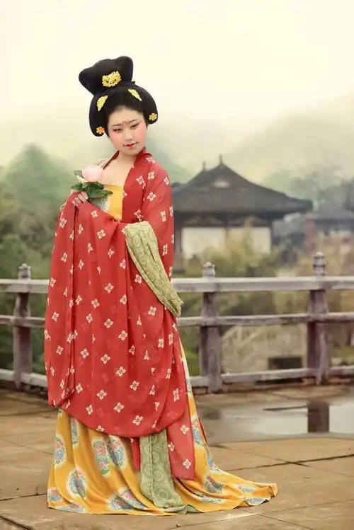 唐朝女子服饰