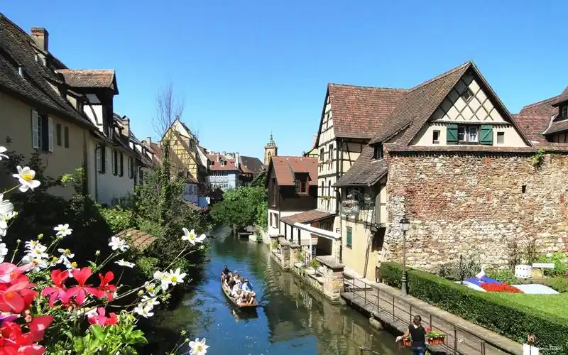 法国科尔马小镇图片