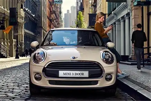 女孩子开轿车什么款式 适合女生开的两厢小车【汽车时代网】