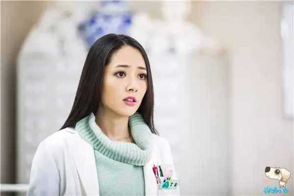 在竞争激烈的暑期档中,郭碧婷以萌宠电视剧