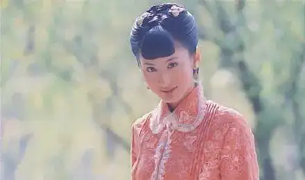 让她成为一代"苦情女王"      《木棉花的春天》里爱而不得的"邹筱