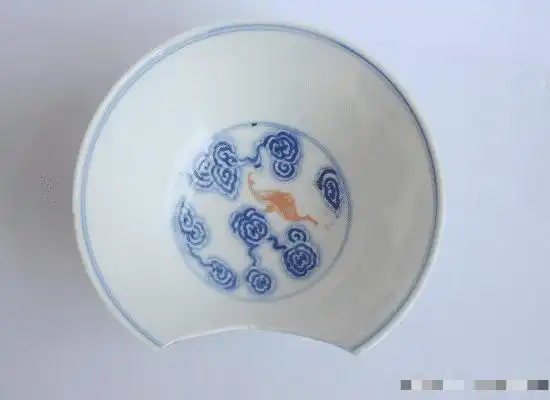 心理测试:4个破碗,你会扔掉哪个?秒测你性格中最大的缺陷在哪