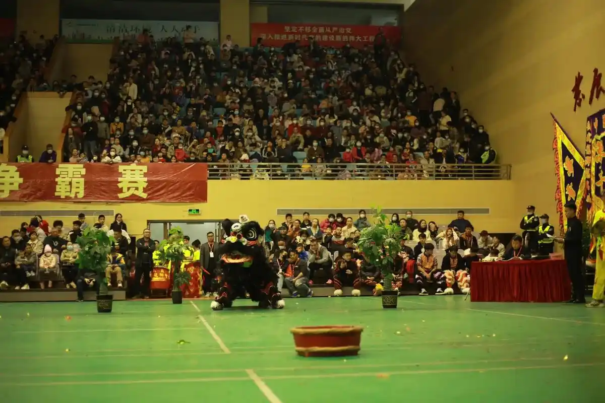 【第五辑】2023年 佛山市南海区狮山体育馆 狮山狮王争霸赛 - 抖音