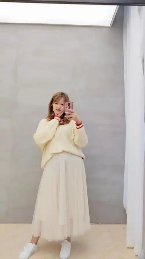 身高1米65体重160斤杭州大码女主播被网友狂赞她感慨第一次觉得胖那么