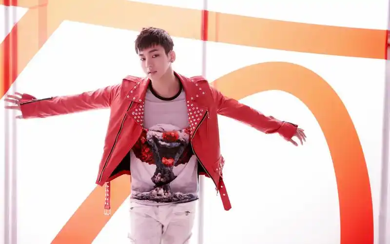 myname韩国新男子偶像组合桌面壁纸