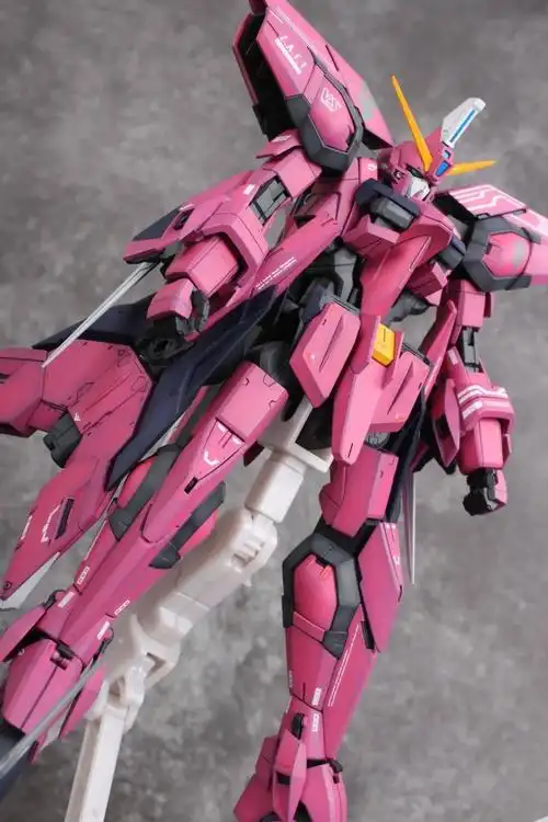 mg圣盾高达阴影涂装完了来两个搞怪pose