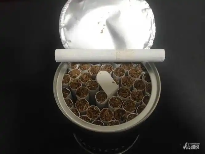 日税无嘴和平铁罐