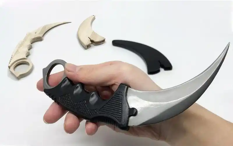 【手工侠】给雪糕棒做的csgo爪刀上漆