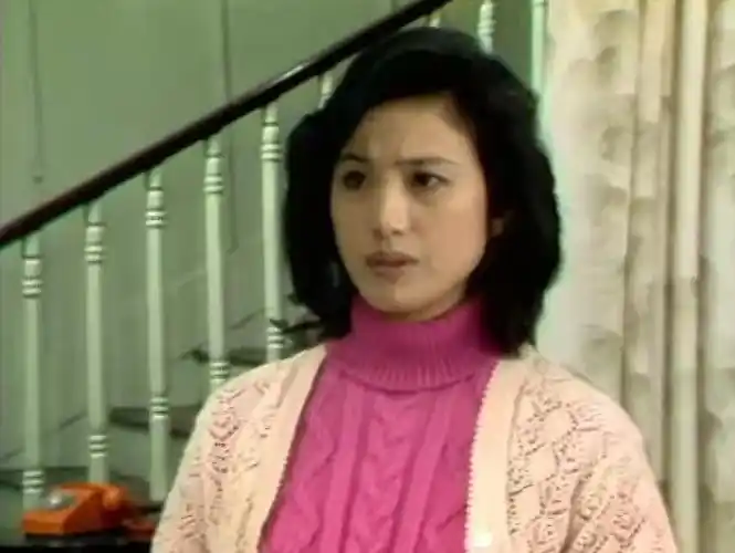 回顾吴玉华坚持嫁给丁克丈夫后悔改嫁现儿女双全幸福一生